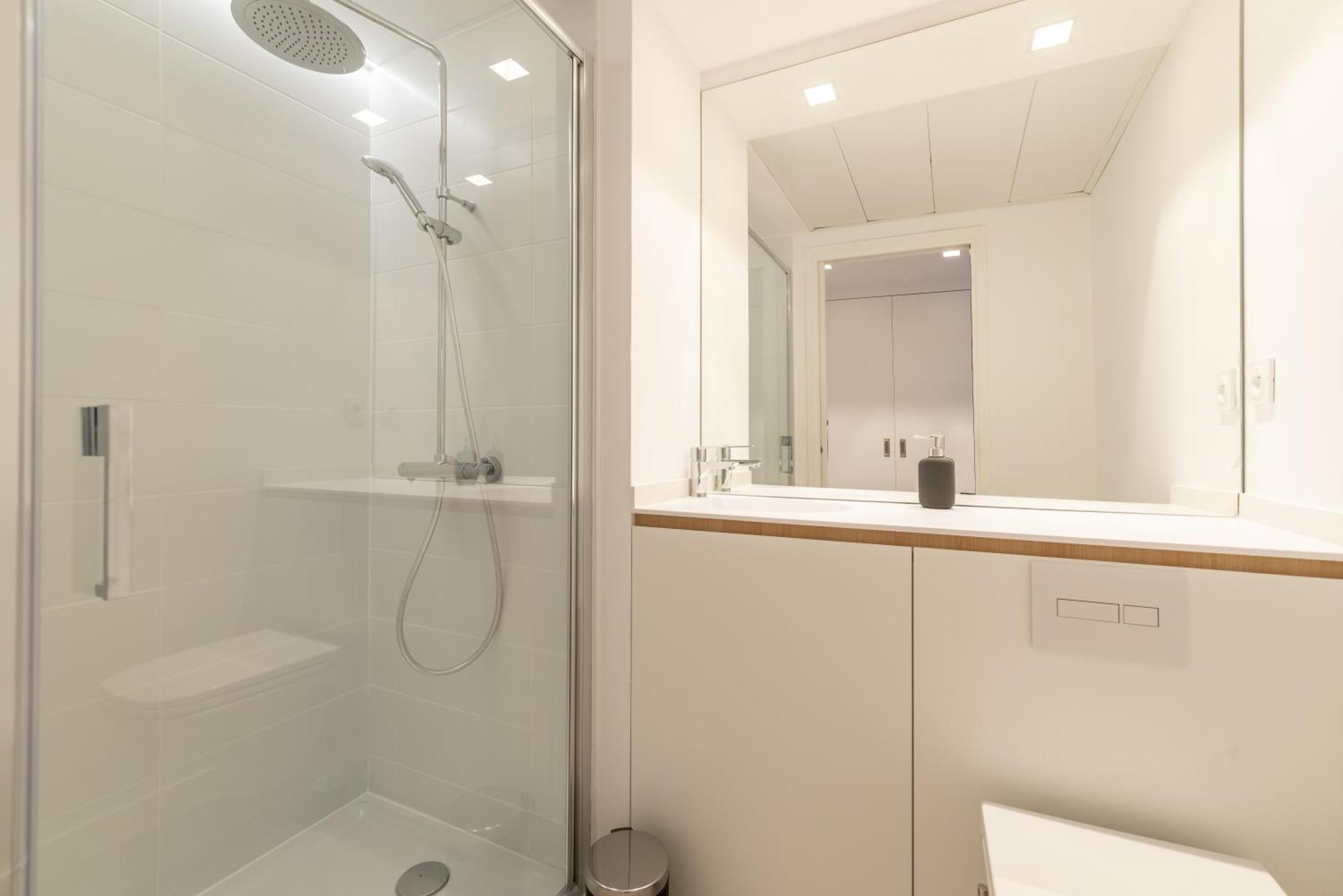 Les Appartements Et Chambres De Montpellier Exterior foto